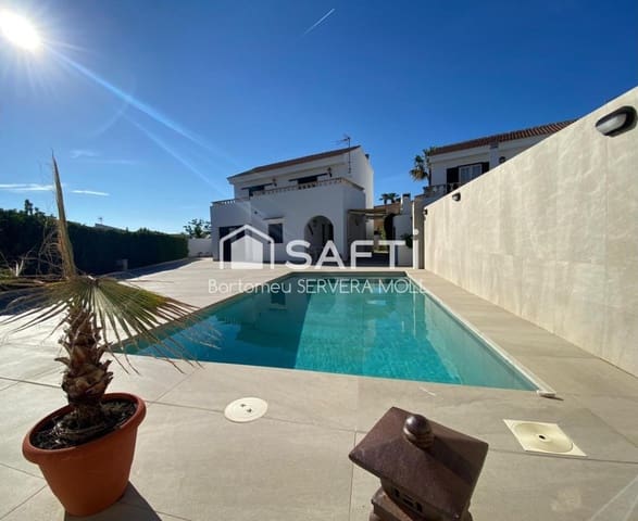 3 soverom Villa til salgs i Ciutadella de Menorca med svømmebasseng garasje - € 675 000 (Ref: 9777945)