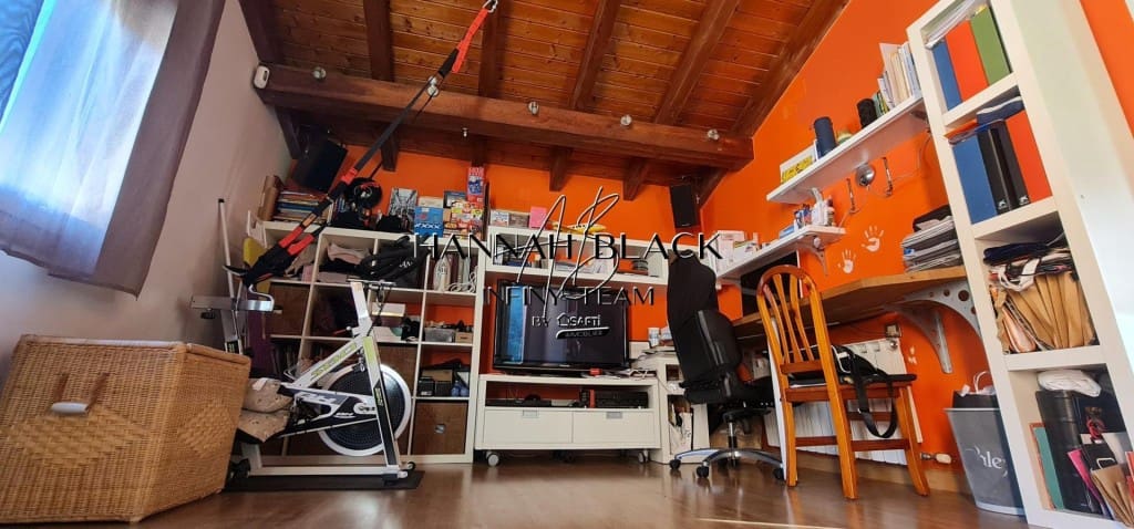 3 camera da letto Villa in vendita in Vallirana con piscina garage - 599.000 € (Rif: 9777946)