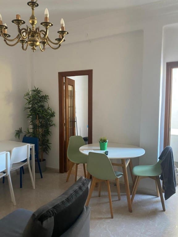 3 slaapkamer Appartement te koop in Valencia stad - € 235.000 (Ref: 9777947)