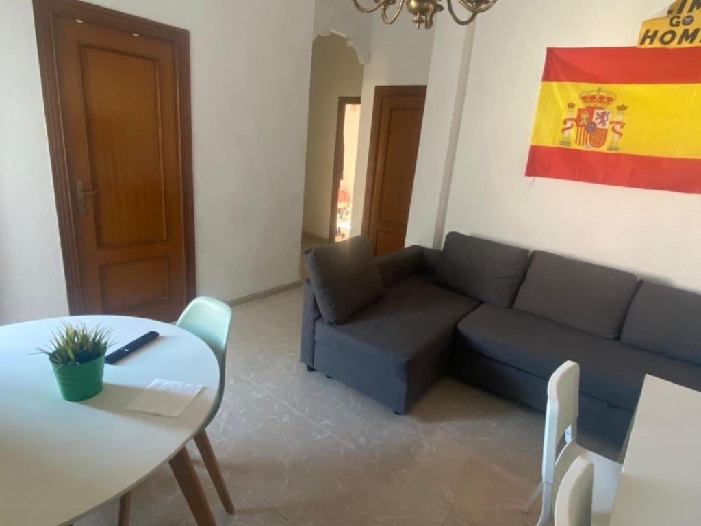 3 slaapkamer Appartement te koop in Valencia stad - € 235.000 (Ref: 9777947)