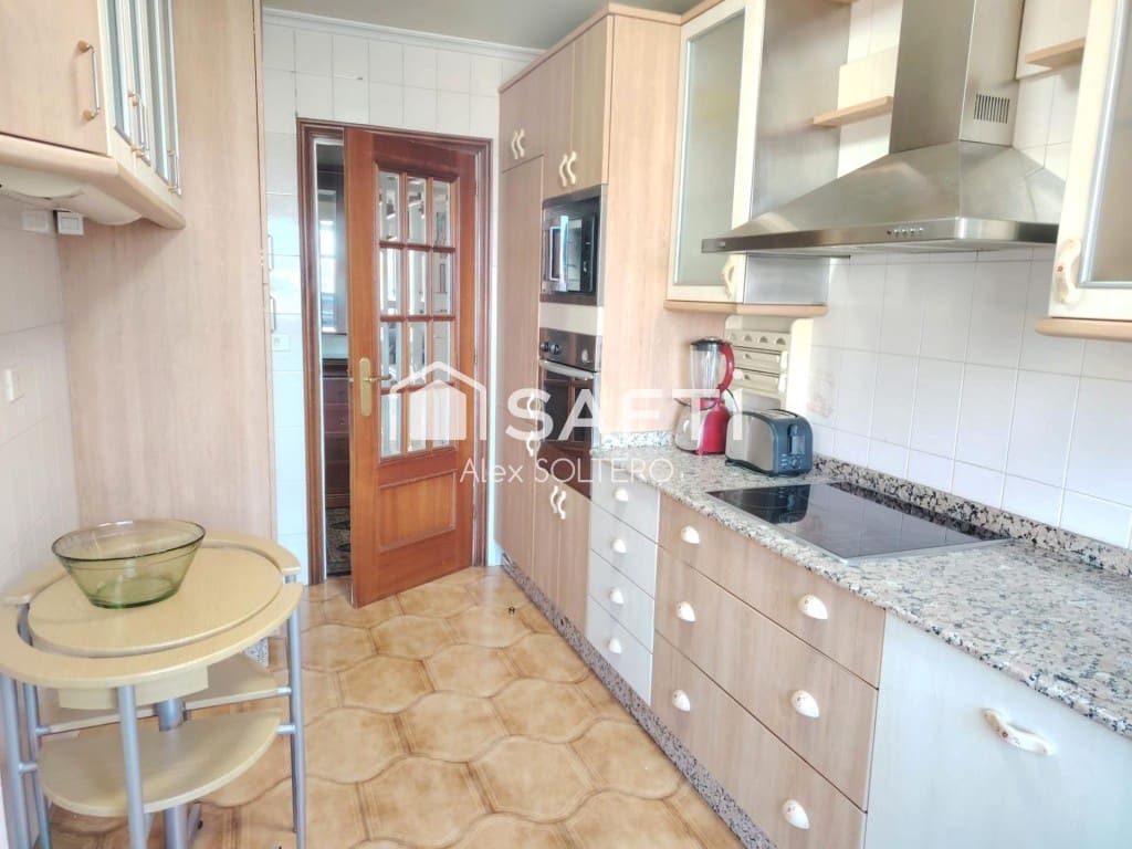 4 slaapkamer Appartement te koop in Vigo met garage - € 398.000 (Ref: 9777948)