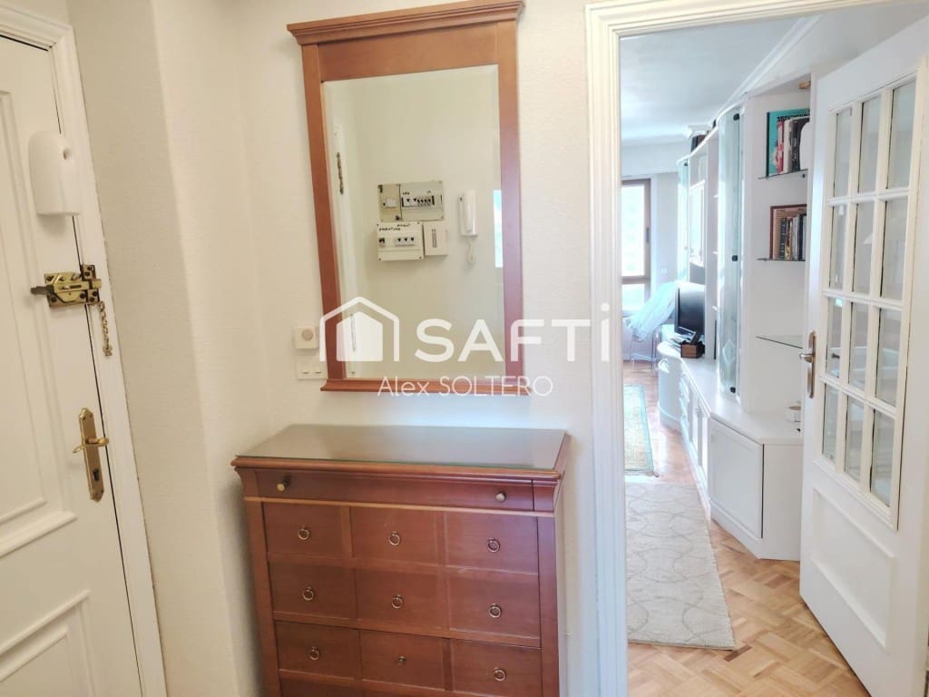 4 slaapkamer Appartement te koop in Vigo met garage - € 398.000 (Ref: 9777948)