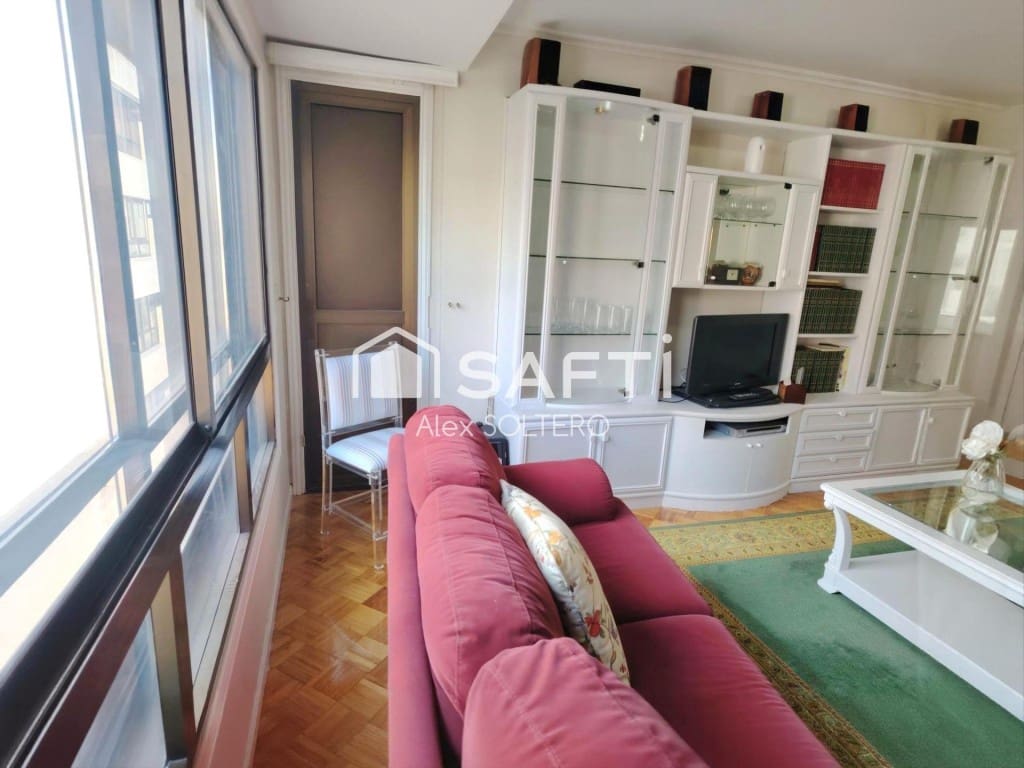4 slaapkamer Appartement te koop in Vigo met garage - € 398.000 (Ref: 9777948)