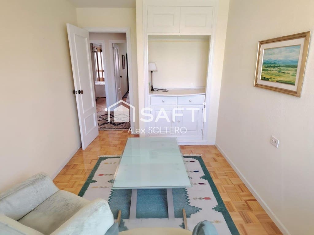 4 slaapkamer Appartement te koop in Vigo met garage - € 398.000 (Ref: 9777948)