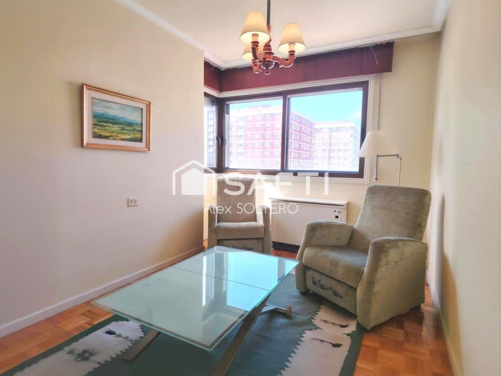 4 slaapkamer Appartement te koop in Vigo met garage - € 398.000 (Ref: 9777948)