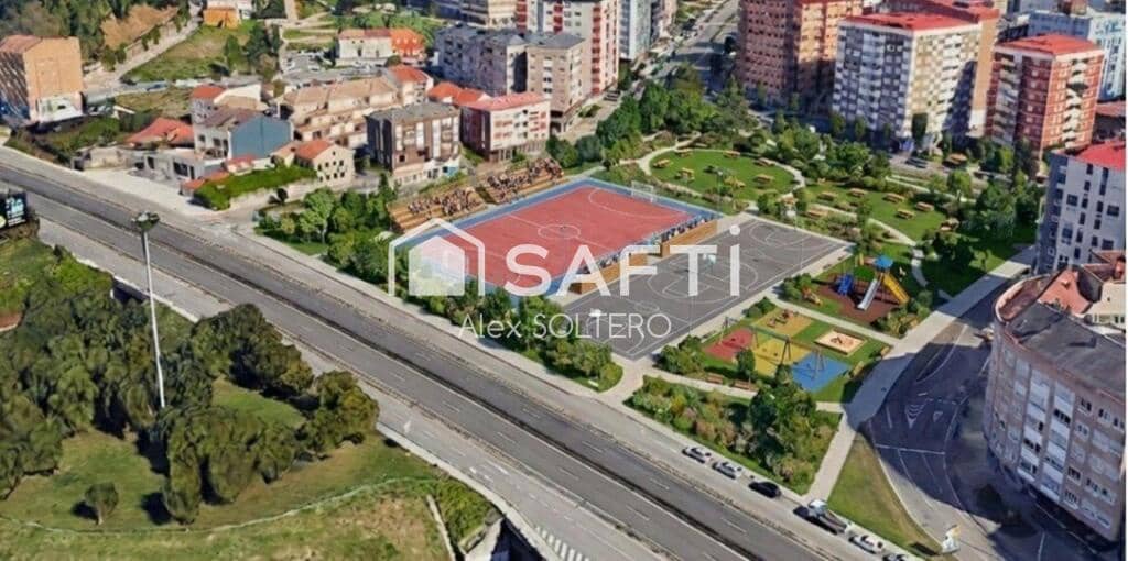 4 slaapkamer Appartement te koop in Vigo met garage - € 330.000 (Ref: 9777948)