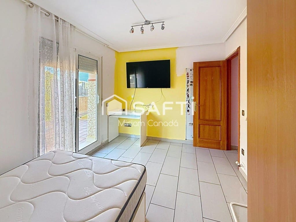 Ático de 3 habitaciones en El Vendrell en venta - 249.900 € (Ref: 9777950)