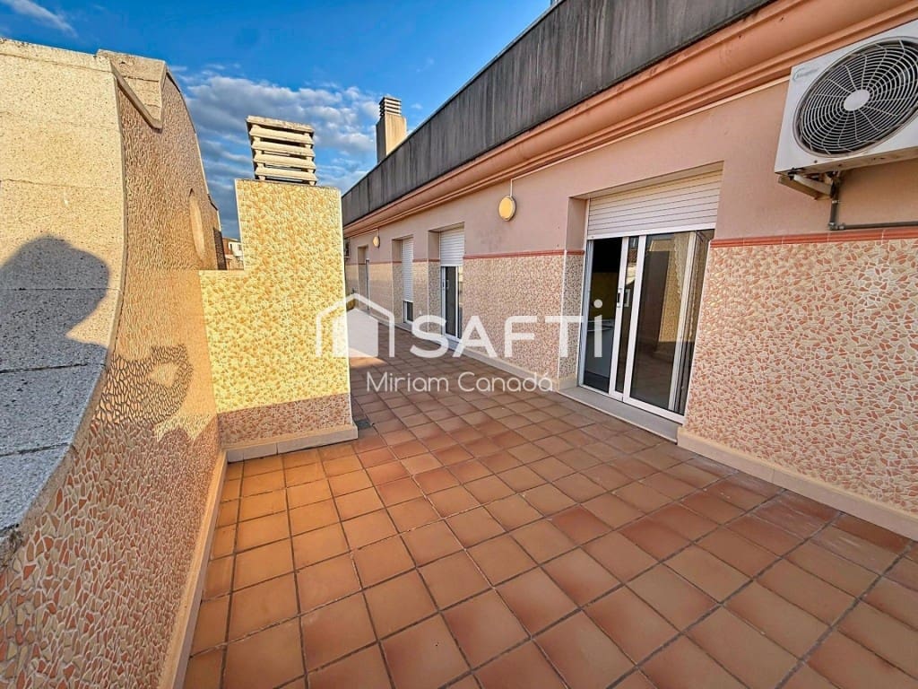 Ático de 3 habitaciones en El Vendrell en venta - 249.900 € (Ref: 9777950)