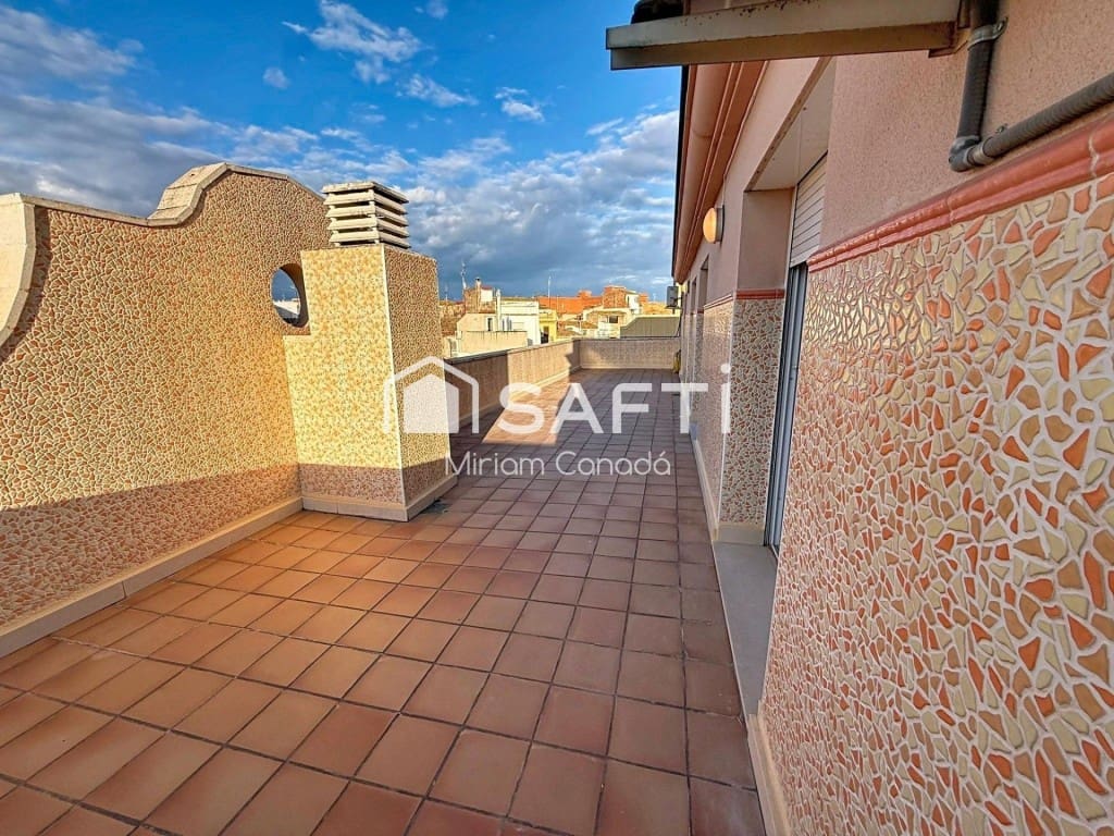 Ático de 3 habitaciones en El Vendrell en venta - 249.900 € (Ref: 9777950)