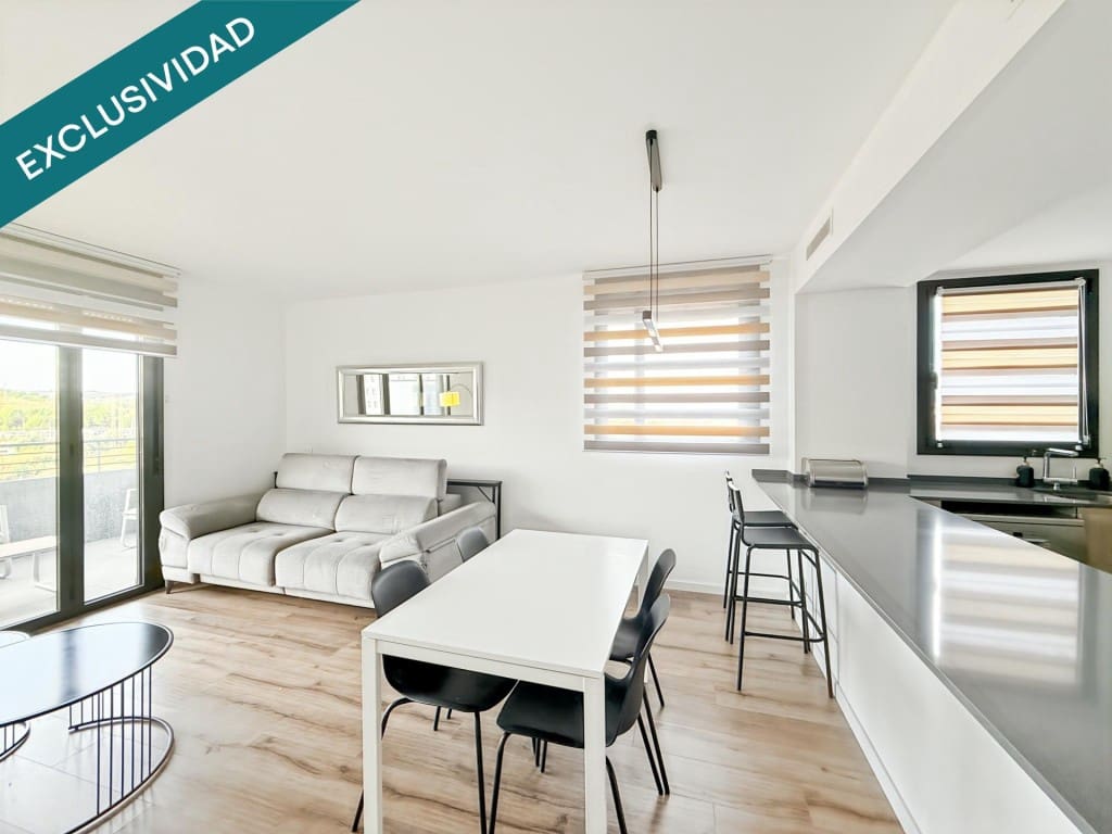 3 chambre Appartement à vendre à Martorell avec piscine garage - 335 000 € (Ref: 9777952)