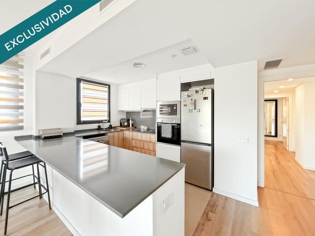 3 chambre Appartement à vendre à Martorell avec piscine garage - 335 000 € (Ref: 9777952)