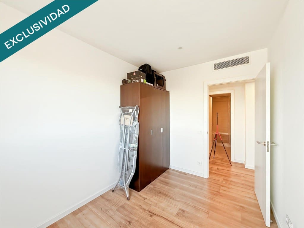 3 chambre Appartement à vendre à Martorell avec piscine garage - 335 000 € (Ref: 9777952)
