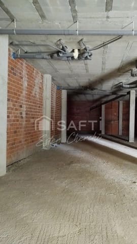 Erhverv til salg i Ames - € 119.000 (Ref: 9777953)