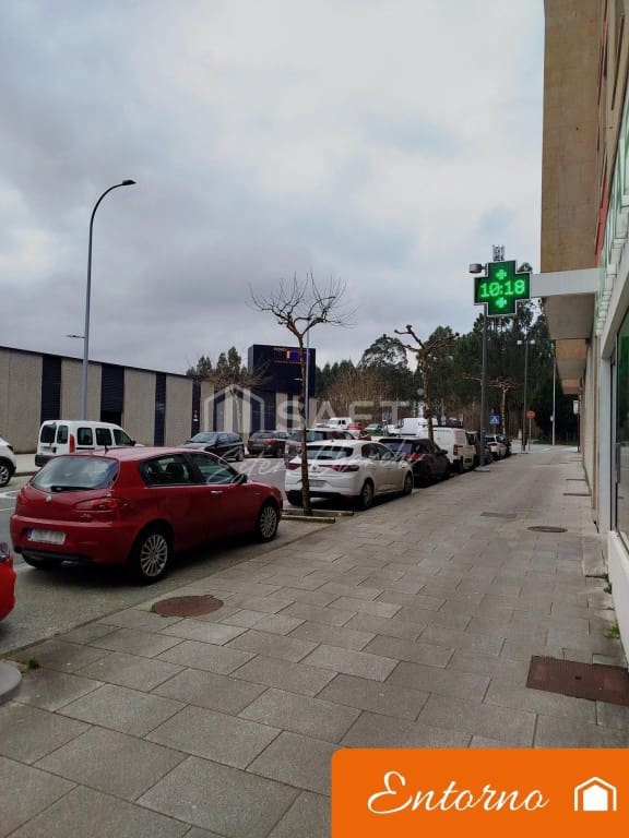 Erhverv til salg i Ames - € 119.000 (Ref: 9777953)