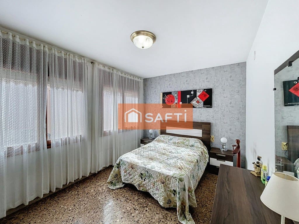 3 makuuhuone Huoneisto myytävänä paikassa Vilafranca del Penedes - 197 000 € (Ref: 9780429)