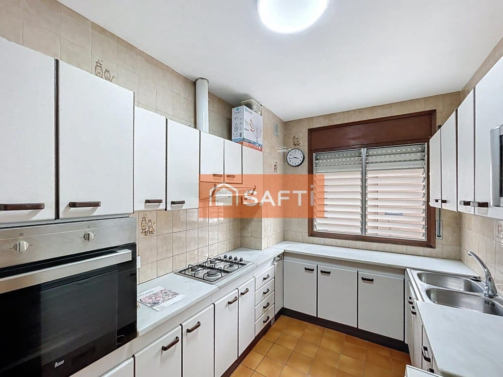 3 makuuhuone Huoneisto myytävänä paikassa Vilafranca del Penedes - 197 000 € (Ref: 9780429)