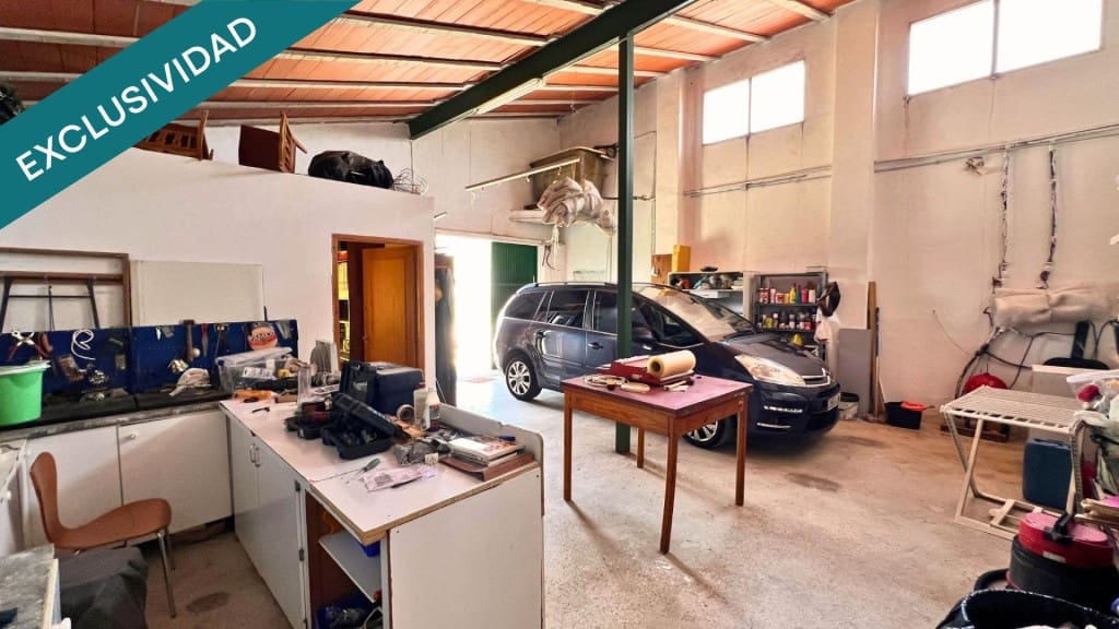 5 sypialnia Finka/Dom wiejski na sprzedaż w Onil z basenem garażem - 330 000 € (Ref: 9780431)