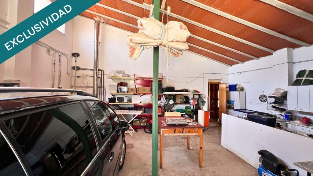 5 sypialnia Finka/Dom wiejski na sprzedaż w Onil z basenem garażem - 330 000 € (Ref: 9780431)