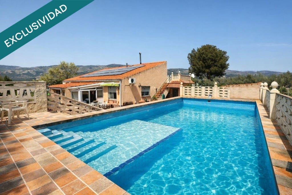 5 sypialnia Finka/Dom wiejski na sprzedaż w Onil z basenem garażem - 330 000 € (Ref: 9780431)