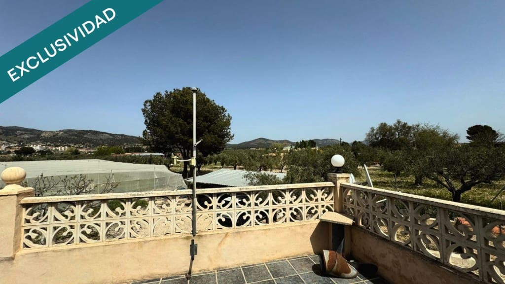 5 sypialnia Finka/Dom wiejski na sprzedaż w Onil z basenem garażem - 330 000 € (Ref: 9780431)