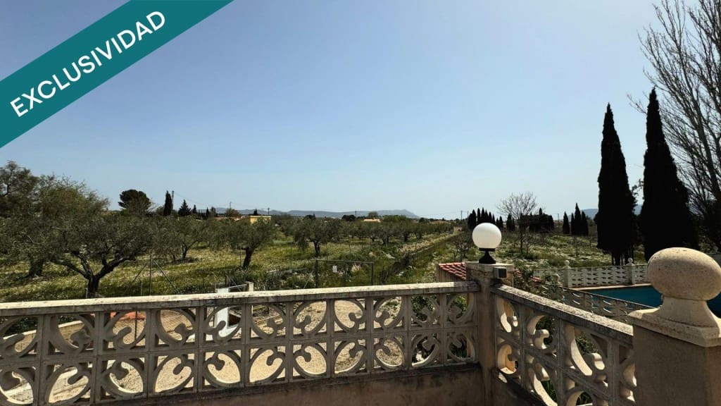 5 sypialnia Finka/Dom wiejski na sprzedaż w Onil z basenem garażem - 330 000 € (Ref: 9780431)