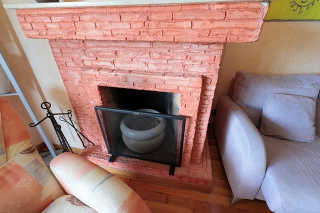 3 soveværelse Lejlighed til salg i Villafranca del Bierzo med swimmingpool - € 137.000 (Ref: 9780432)