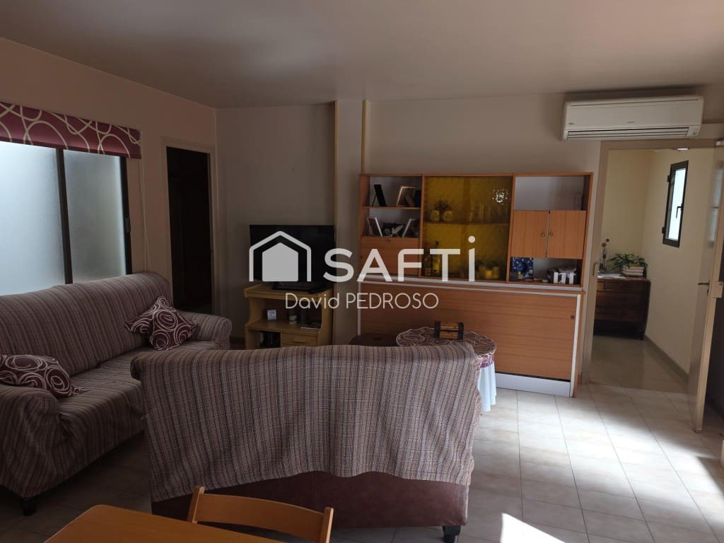 4 makuuhuone Huvila myytävänä paikassa Sant Carles de la Rapita mukana 
autotalli - 298 000 € (Ref: 9783183)