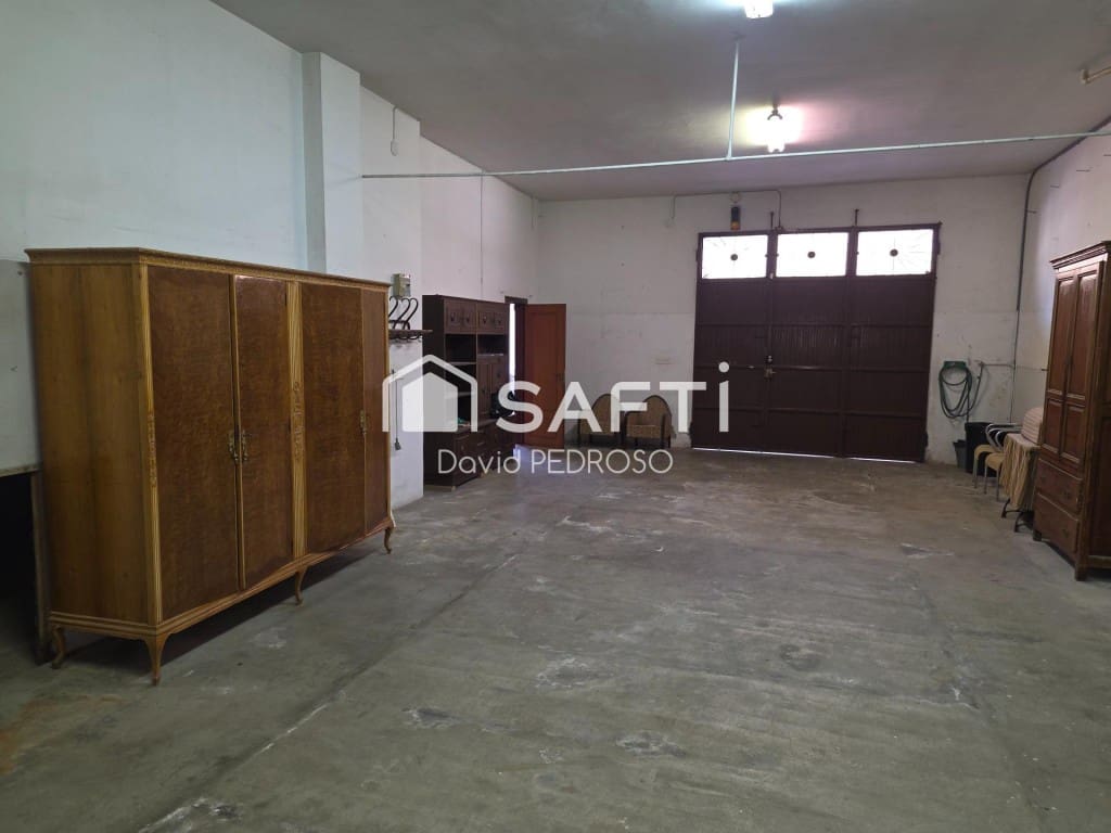 4 makuuhuone Huvila myytävänä paikassa Sant Carles de la Rapita mukana 
autotalli - 298 000 € (Ref: 9783183)