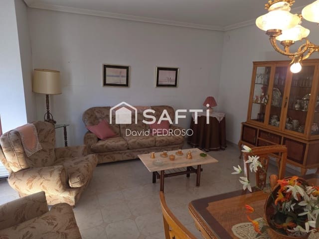 4 makuuhuone Huvila myytävänä paikassa Sant Carles de la Ràpita mukana 
autotalli - 298 000 € (Ref: 9783183)