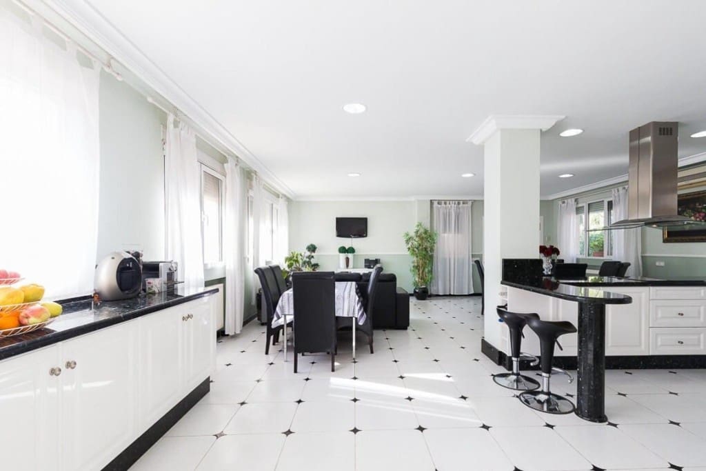 11 bedroom Finca/Country House for sale in Muro de Alcoy with pool garage - € 1,590,000 (Ref: 9783186)