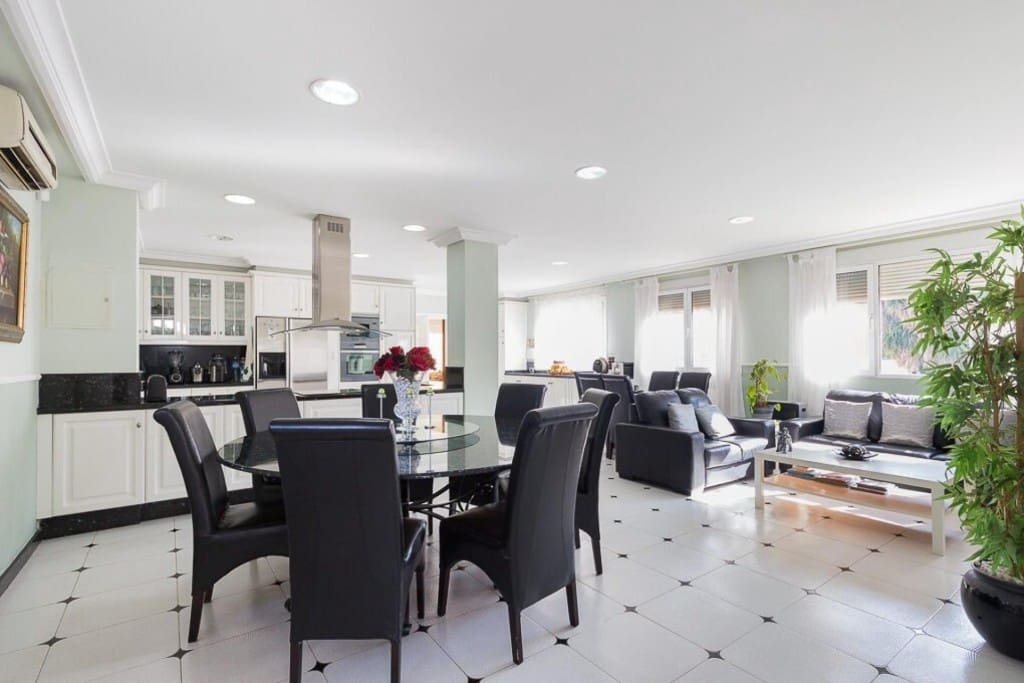 11 bedroom Finca/Country House for sale in Muro de Alcoy with pool garage - € 1,590,000 (Ref: 9783186)