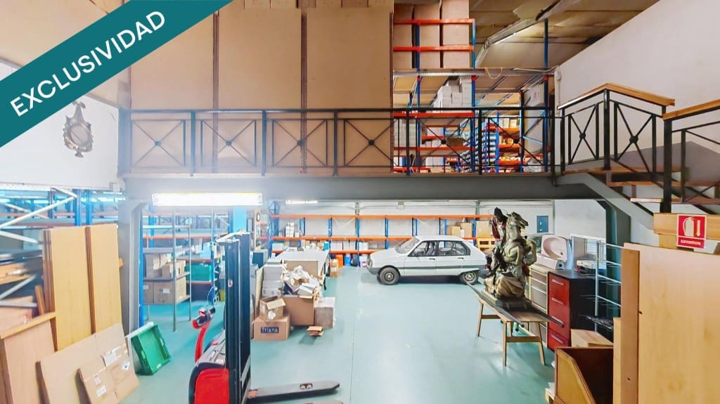 Commerciale in vendita in Siero - 235.000 € (Rif: 9788290)