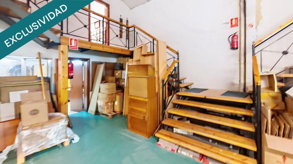 Commerciale in vendita in Siero - 235.000 € (Rif: 9788290)