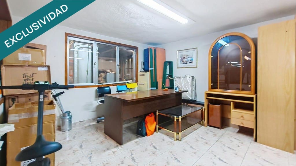 Commerciale in vendita in Siero - 235.000 € (Rif: 9788290)