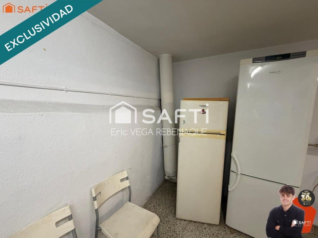 Kommersiell til salgs i Pineda de Mar med garasje - € 115 000 (Ref: 9788291)