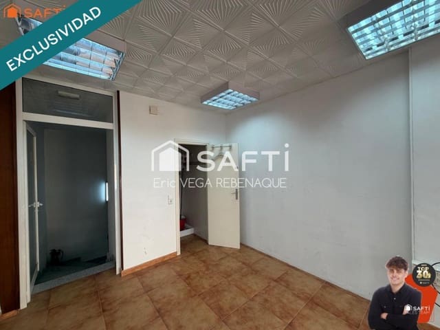 Kommersiell til salgs i Pineda de Mar med garasje - € 115 000 (Ref: 9788291)