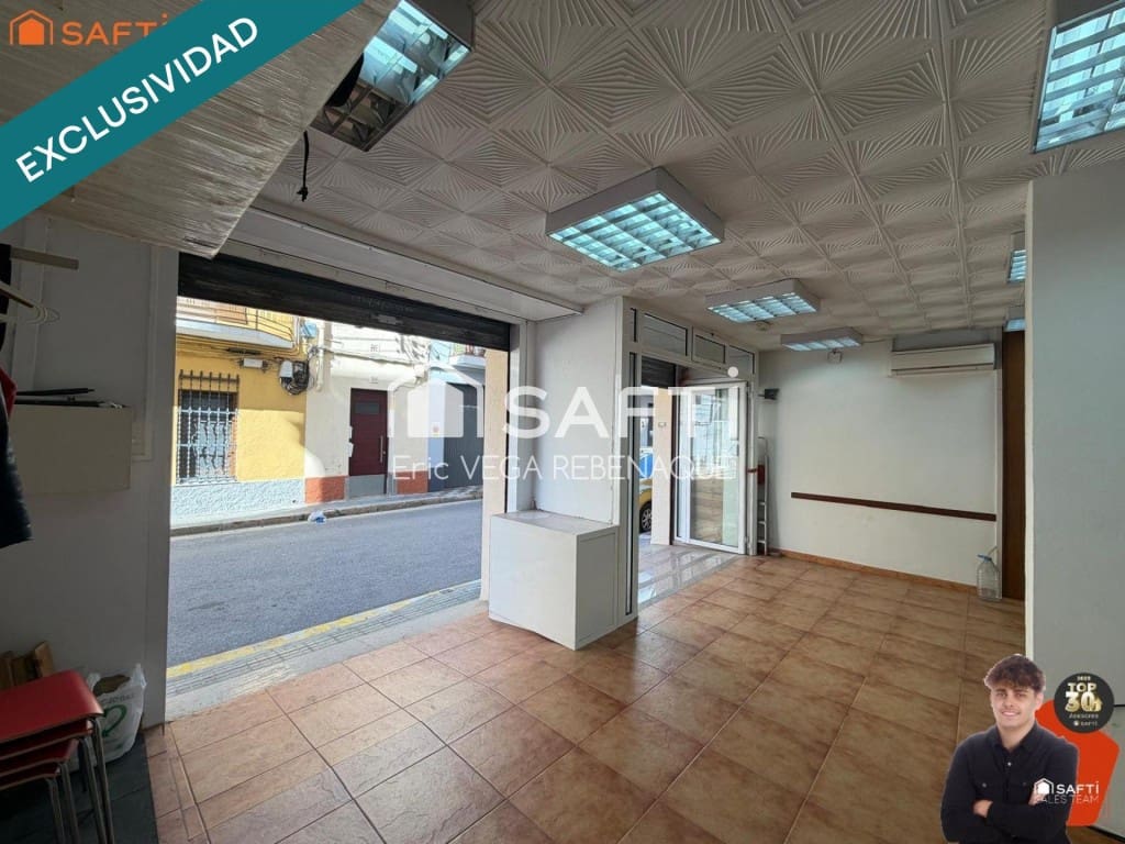 Kommersiell til salgs i Pineda de Mar med garasje - € 115 000 (Ref: 9788291)