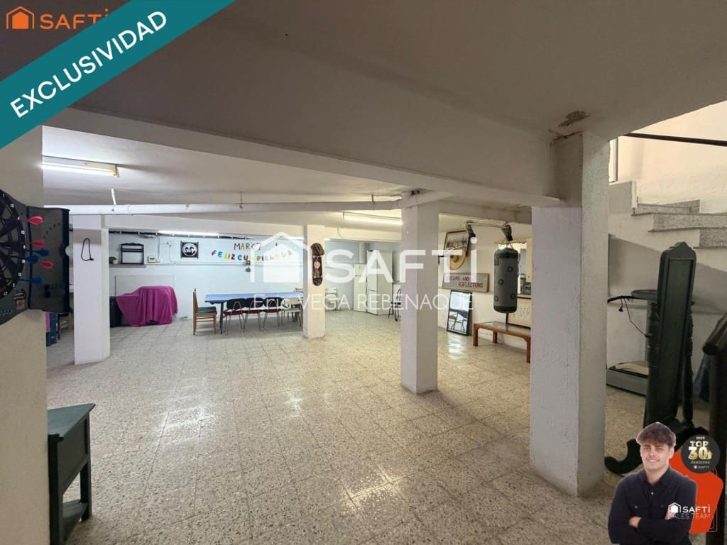 Kommersiell til salgs i Pineda de Mar med garasje - € 115 000 (Ref: 9788291)