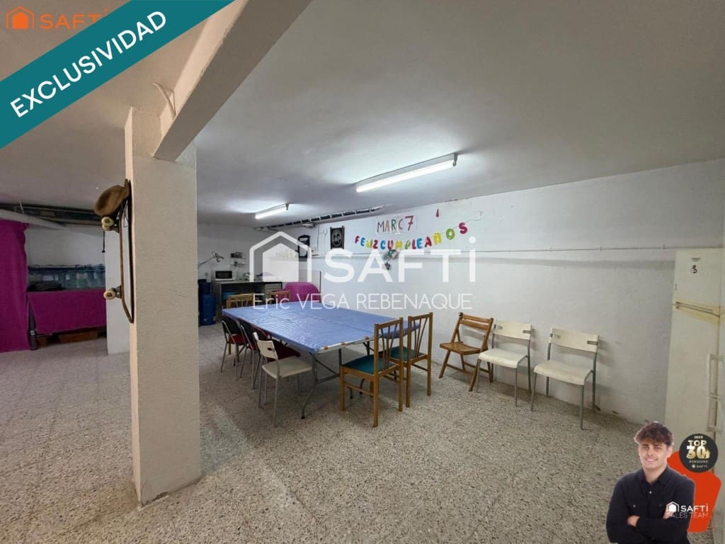 Kommersiell til salgs i Pineda de Mar med garasje - € 115 000 (Ref: 9788291)