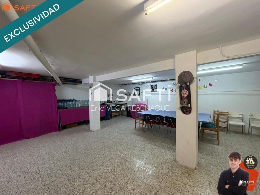 Kommersiell til salgs i Pineda de Mar med garasje - € 115 000 (Ref: 9788291)