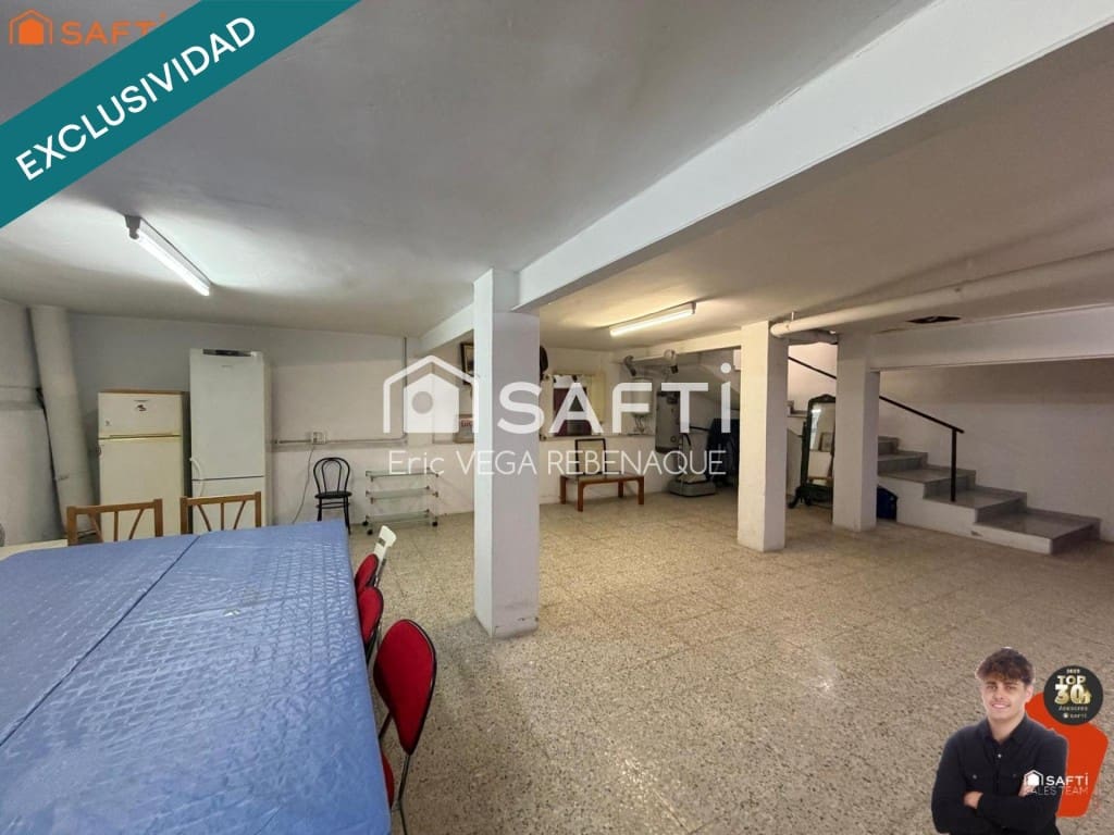 Kommersiell til salgs i Pineda de Mar med garasje - € 115 000 (Ref: 9788291)