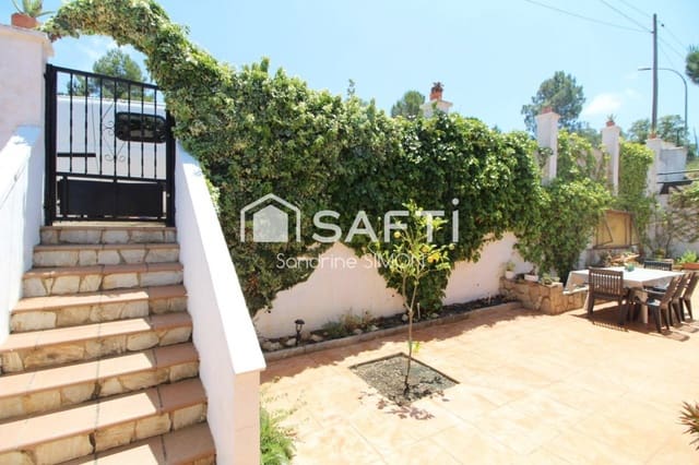 5 sypialnia Willa na sprzedaż w Urbanitzacions del Nord, Lloret de Mar z basenem - 349 000 € (Ref: 9788294)