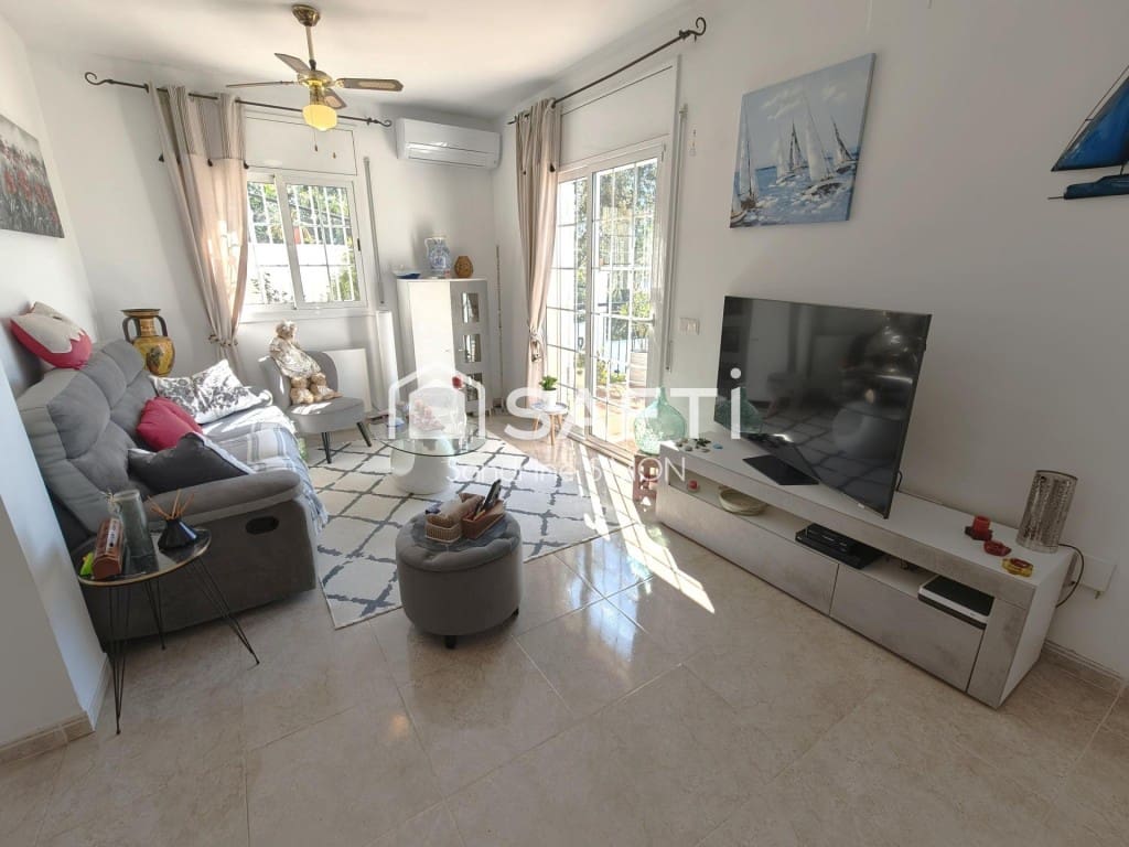 5 sypialnia Willa na sprzedaż w Lloret de Mar z basenem - 349 000 € (Ref: 9788294)