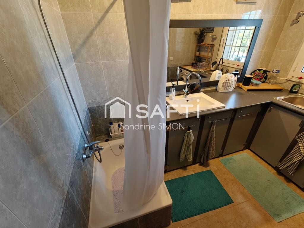 5 sypialnia Willa na sprzedaż w Lloret de Mar z basenem - 349 000 € (Ref: 9788294)