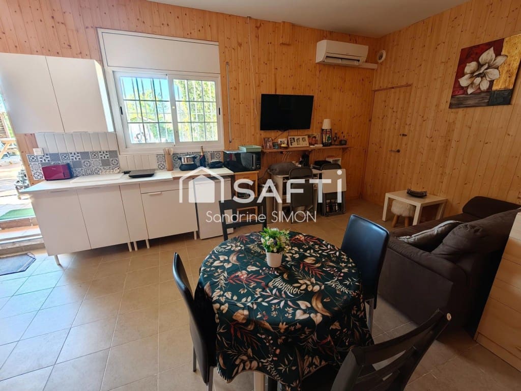 5 sypialnia Willa na sprzedaż w Lloret de Mar z basenem - 349 000 € (Ref: 9788294)