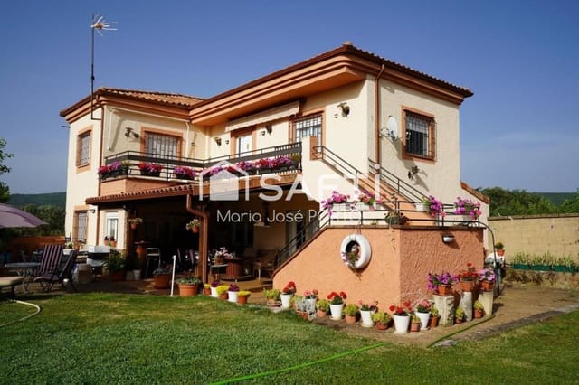 4 sypialnia Willa na sprzedaż w Cuadros z basenem - 265 000 € (Ref: 9788295)