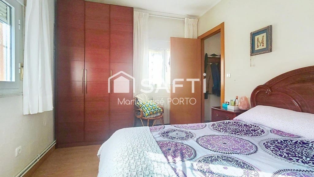 4 bedroom Villa for sale in Cuadros with pool - € 265,000 (Ref: 9788295)