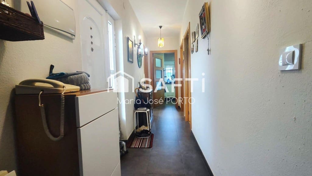 4 bedroom Villa for sale in Cuadros with pool - € 265,000 (Ref: 9788295)