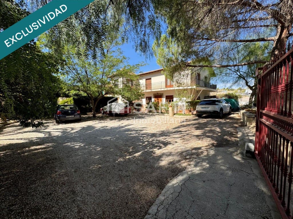 8 soveværelse Villa til salg i Monovar / Monover med swimmingpool - € 299.000 (Ref: 9788297)