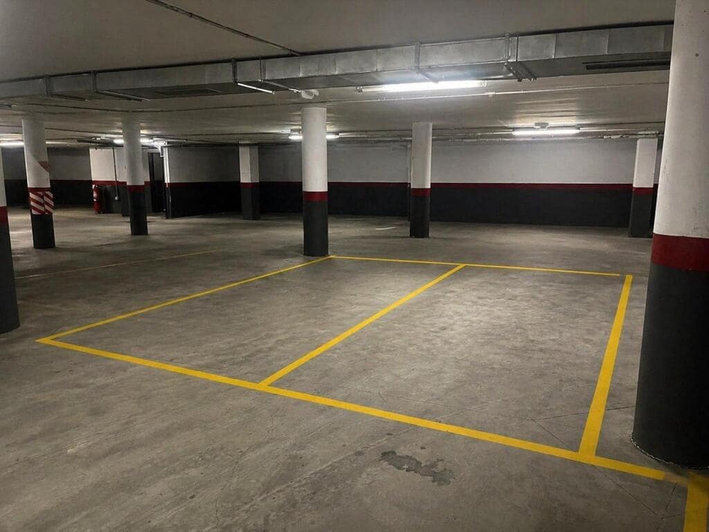 4 soveværelse Villa til salg i Almansa med garage - € 49.000 (Ref: 9788298)